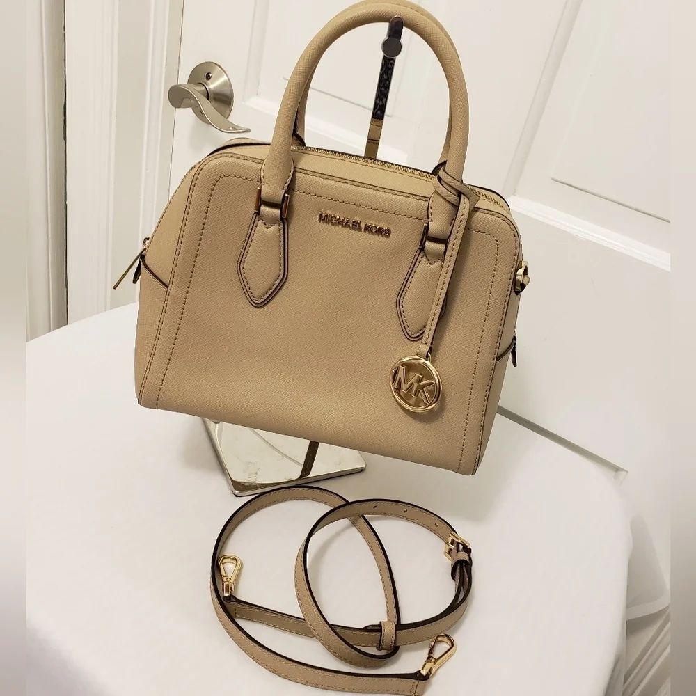 Michael Kors Ayden Dome Satchel/crossbody Beige/goldtone Hardware